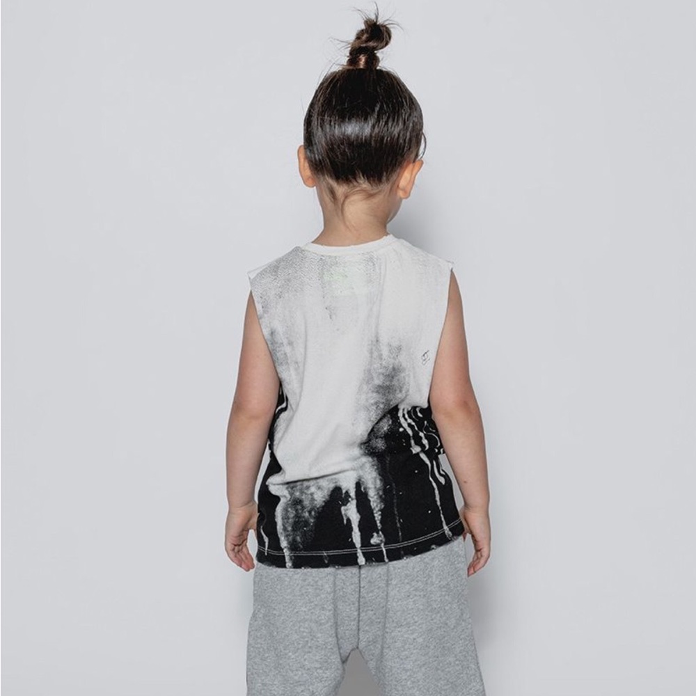 NWOT NUNUNU melting mask sleeveless shirt UNISEX Size 8-9 & 4-5 - Picture 3 of 8